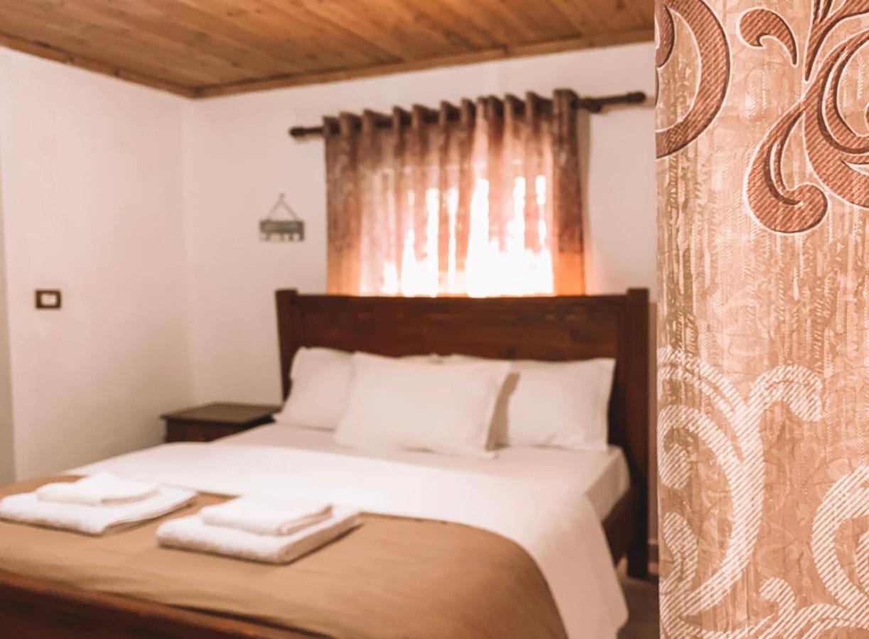 Guesthouse Pashko 泰斯 外观 照片