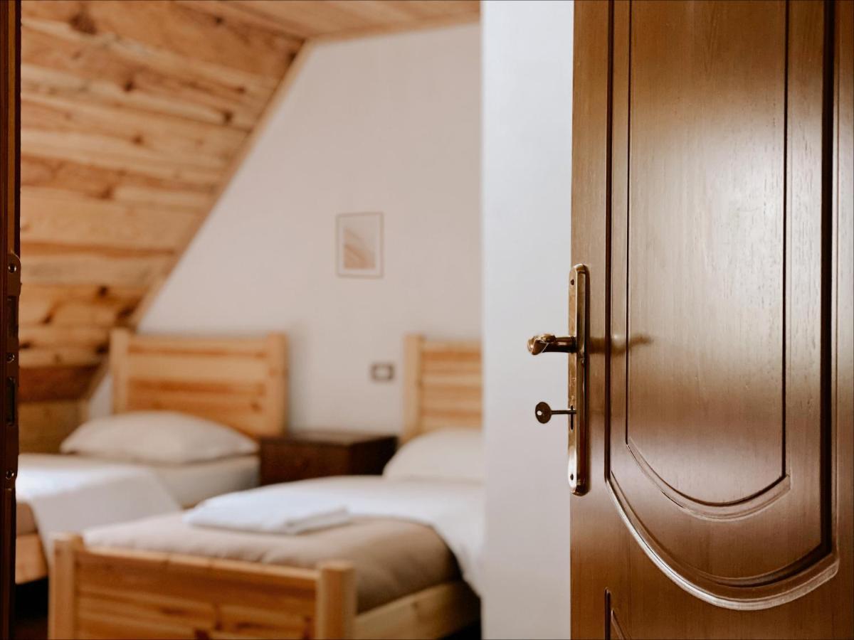 Guesthouse Pashko 泰斯 外观 照片